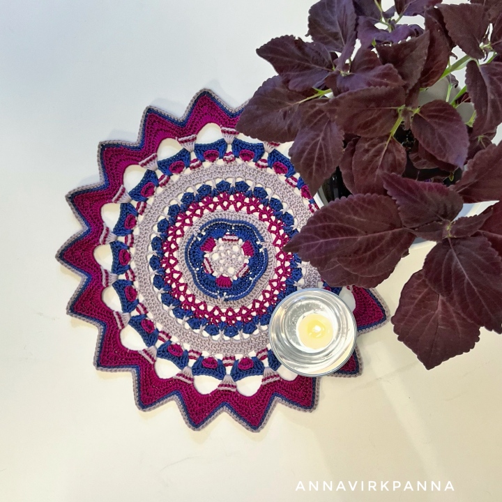 Vinterdröm mandala // Winter Dream Mandala